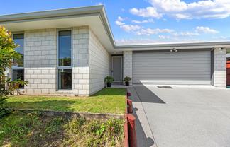 101 Ballintoy Park Drive, Welcome Bay