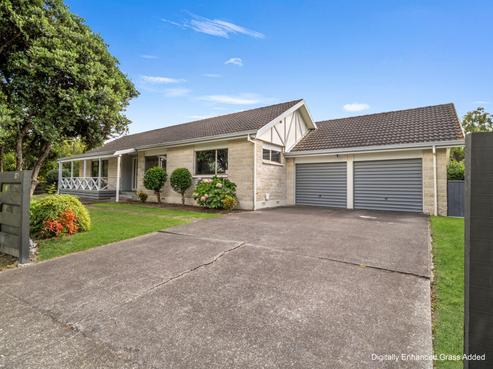 175 Amberley Avenue, Highbury