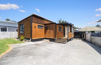 30 Pioneer Road, Moturoa