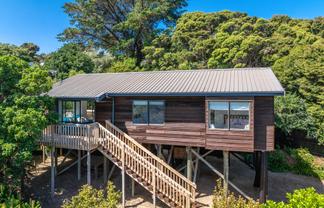 51 Frank Street, Oneroa