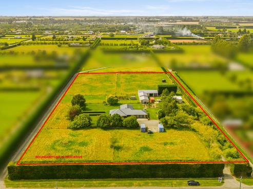 1600 Clintons Road, Darfield