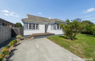 2 Churton Crescent, Taita