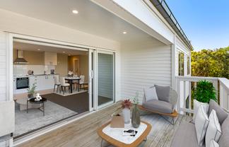 229B Sunset Road, Sunnynook