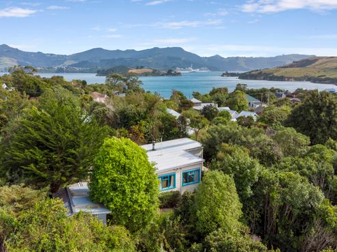 16 Mcauley Road, Portobello