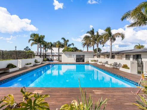 5/415 Port Road, Whangamata