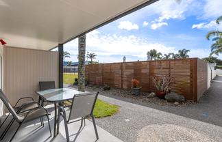 5/415 Port Road, Whangamata