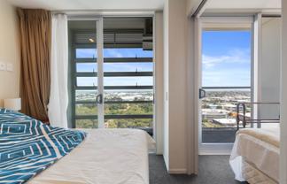 1601/17 Amersham Way, Manukau