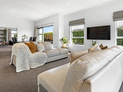 19 Beachvale Drive, Woodend Beach