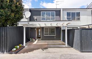 11/57 Point Chevalier Road, Point Chevalier