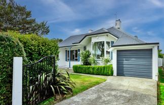 19 Albert Street, Gladstone