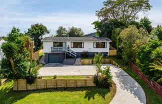 375 Welcome Bay Road, Welcome Bay