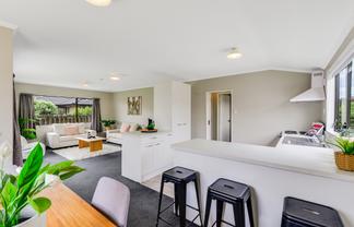 6/55 Tuhikaramea Road, Dinsdale