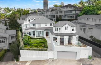 30 Hackett Street, Saint Marys Bay