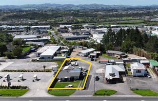 Road front SH29 office & yard