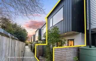 2/46 Te Kanawa Crescent, Henderson