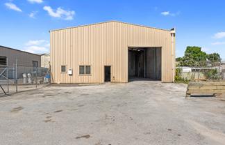 Hard working warehouse, with secure yard