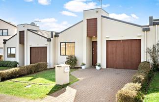 7 Bunker Rise, Golflands