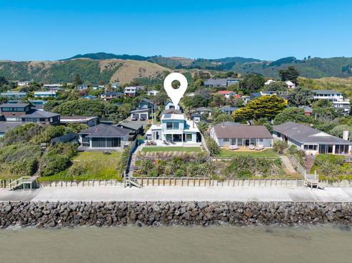 96 The Esplanade, Raumati South