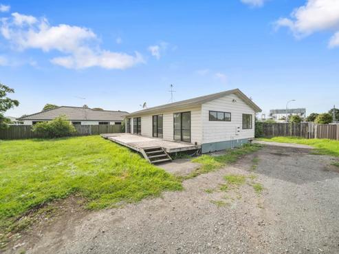 19 Manuroa Road, Takanini
