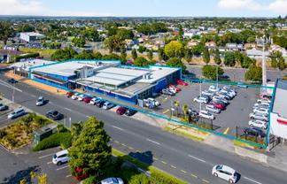 Prime Trophy - 9-Year Lease to National Tenant 