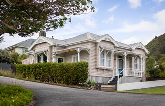 601 Sealey Street, Thames