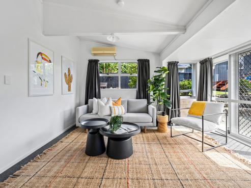 348B Western Hills Drive, Avenues
