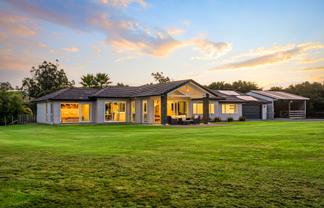 1 Ngaire Close, Wainui