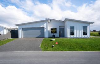 2 Haggerty Green, Te Awanga