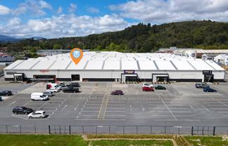 Warehouse-Style Retail