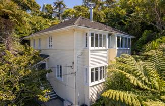51 Northland Road, Northland