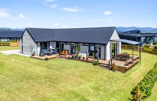 105 Rangiora Crescent, Matarangi