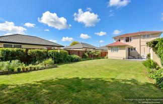 222 Avonhead Road, Avonhead