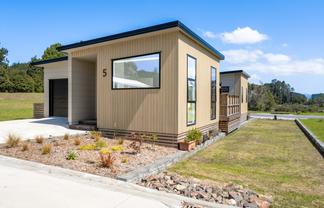 5 Pinnacles Lane, Pauanui