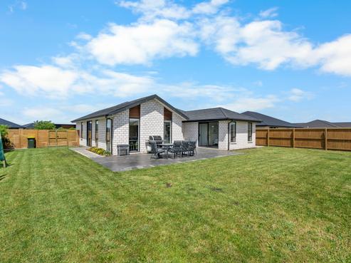 14 Lesser Close, Rolleston