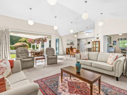 12 Laing Cove, Havelock North