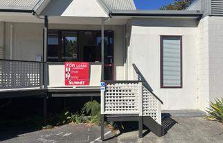 Secure Your Position on Trafalgar Square
