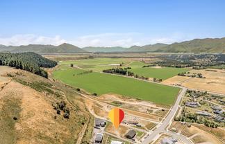 4 Golden River Lane, Luggate