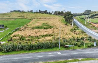 2 Arahanga Road, Paparoa
