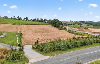 2 Arahanga Road, Paparoa