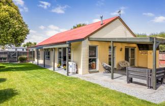 53 Sapphire Street, Casebrook