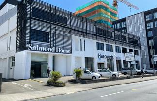 Cracking Modern Fitout