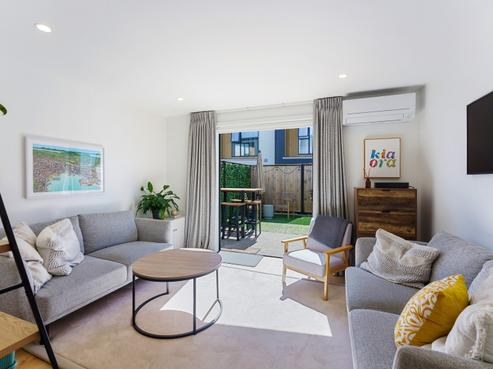 7/10 Trieste Way, Paraparaumu