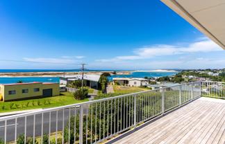 11 Wintle Street, Mangawhai Heads