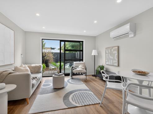 8/25 Bush Street, Naenae
