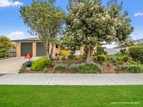 14 Clifford Place, Amberley
