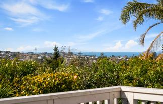 2/24 Geoffrey Road, Torbay