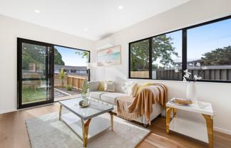 2/140 Edgewater Drive, Pakuranga