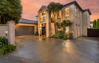 137 Centaurus Road, Saint Martins
