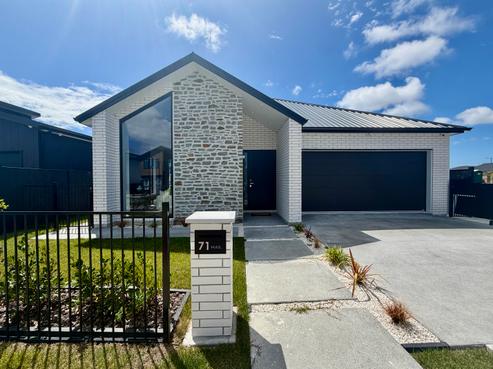 71 Tukutata Crescent, Wainui