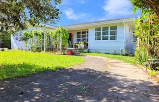 55 Williamson Avenue, Belmont